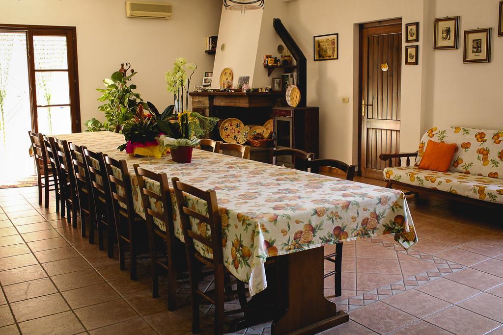 הוילה פלומינימאג'ורה Agriturismo Perdaba מראה חיצוני תמונה